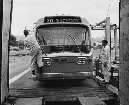 AC Transit bus 809