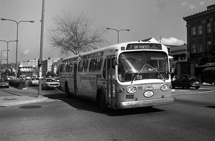 AC Transit bus 911 in Berkeley in November 1984.