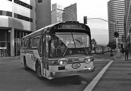 Rebuilt bus 708 in Oakland in November 1984