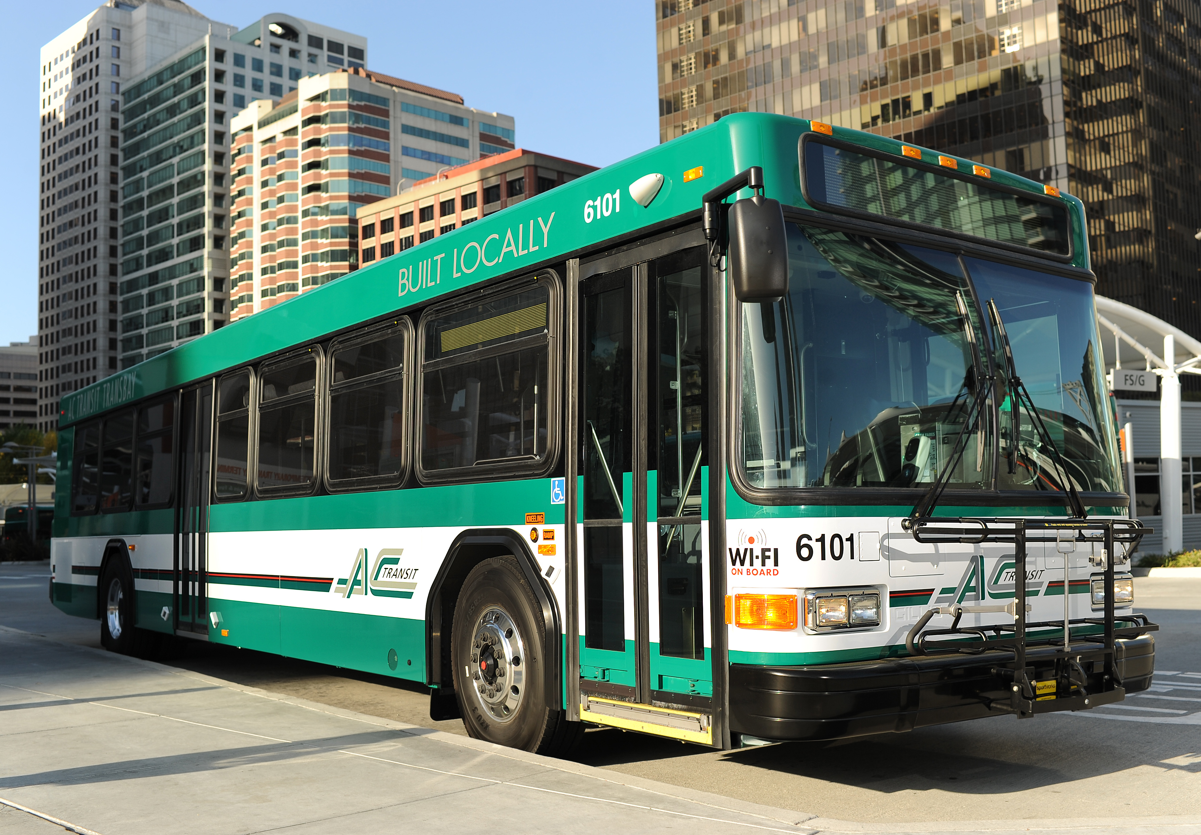 New Commuter Buses Launched AC Transit
