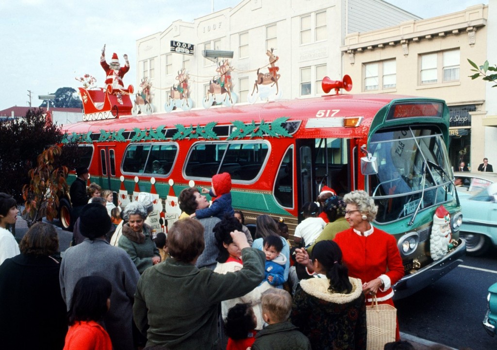 The FreeRide Holiday Bus Returns December 2017 AC Transit