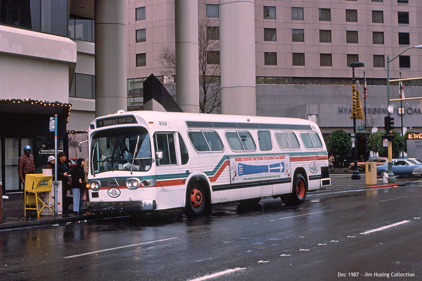AC Transit bus number 806