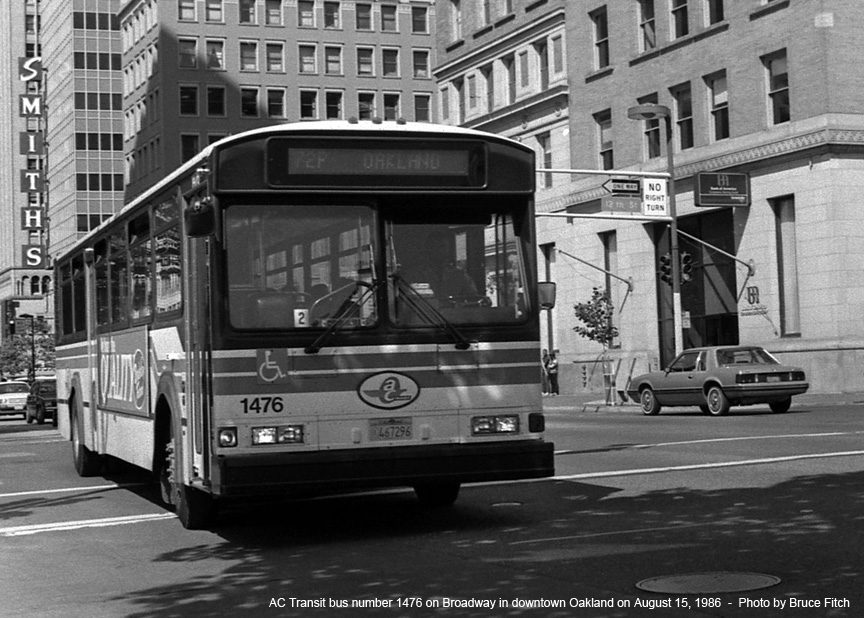 AC Transit bus number 1476